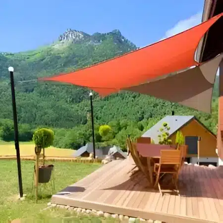 Alltagssegel Australe 220 am Haus montiert